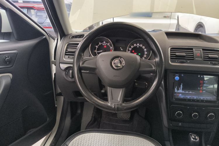 Used Skoda Yeti 2017 TSI280 DSG Advanced Edition
