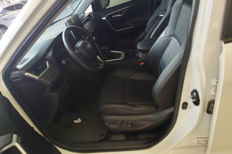 Used Toyota Wildlander 2022 2.0L CVT Two-Wheel Drive Luxury PLUS Edition