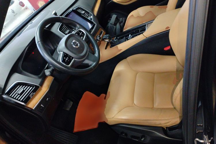 Used Volvo XC90 2019 T6 Zhiyi Edition 7-Seater China V Emission Standard