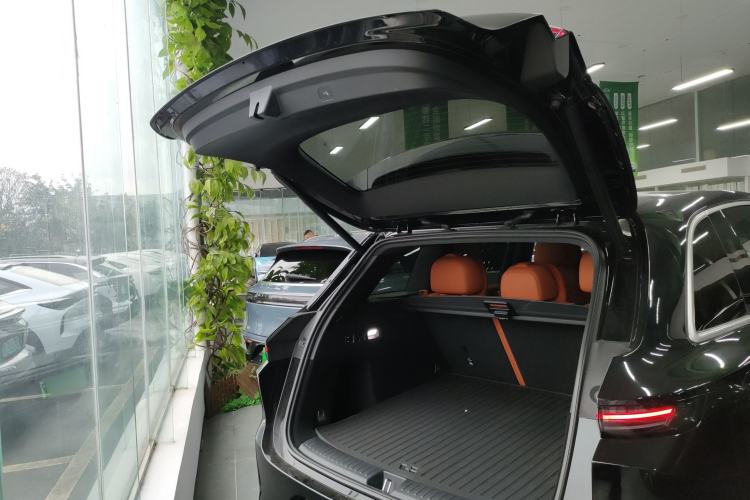 Used Li Auto L6 2024 Pro Model