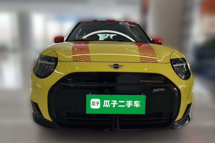 Used MINI Electric COOPER 2024 456km COOPER E Classic Edition
