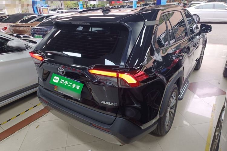 Used Toyota RAV4 2023 2.0L CVT Two-Wheel Drive Fashion Plus Edition