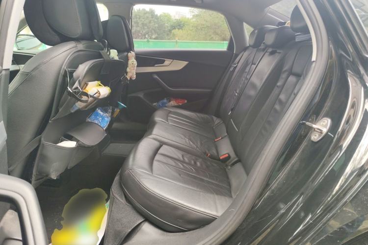 Used Audi A4L 2019 40 TFSI Fashion Edition China VI Emission Standard