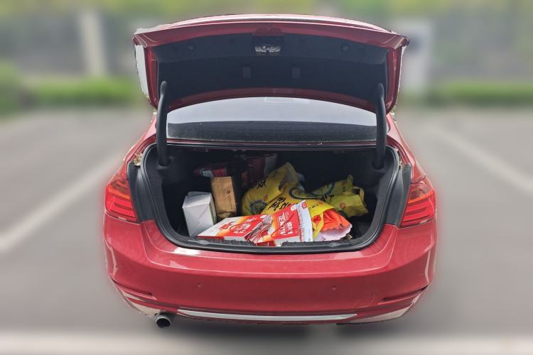 Used BMW 3 Series 2013 320Li Fashion Model Trunk