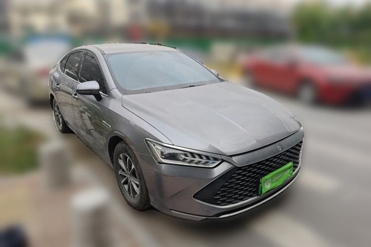 Used BYD Qin PLUS 2024 HONOR Edition DM-i 55KM Leading Model Front Right 45 Deg