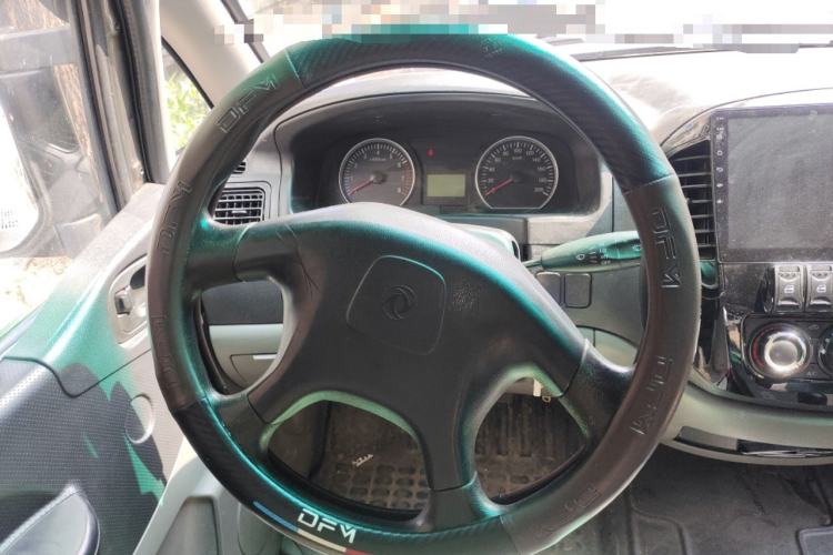 Used FORTHING Lingzhi 2014 M3 1.6L 7-seater Standard Model
