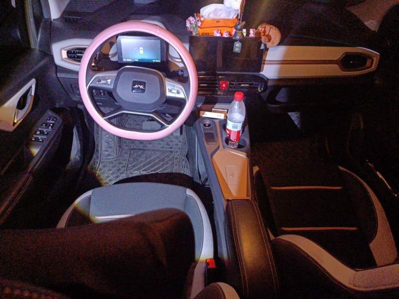 Used JAC Yiwei E10X 2024 Charming Edition 301km Lite — 19