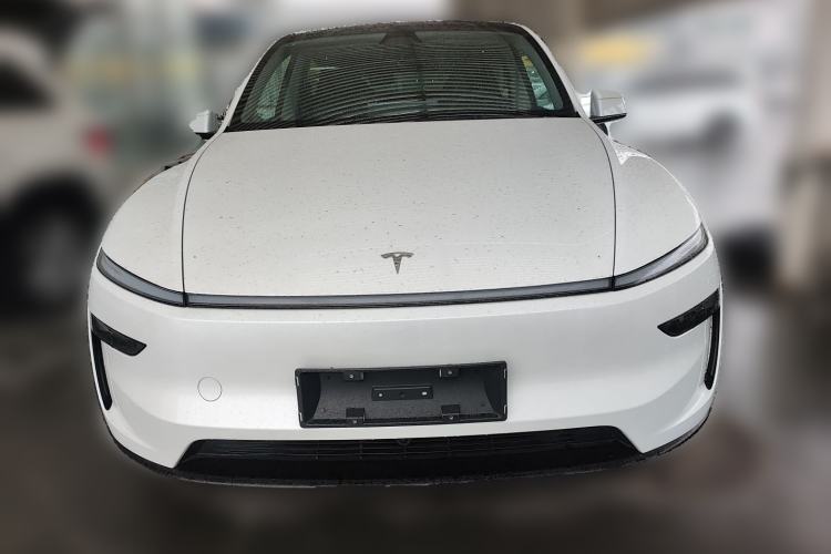 Used Tesla Model Y 2025 Rear-Wheel-Drive Version