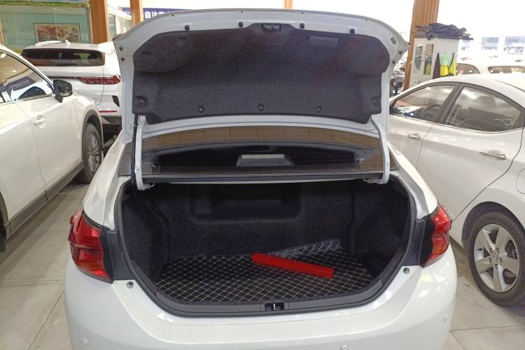 Used Toyota Levin 2017 Revised Dual-Engine 1.8H GS E-CVT Elite Sunroof Version China V Standard