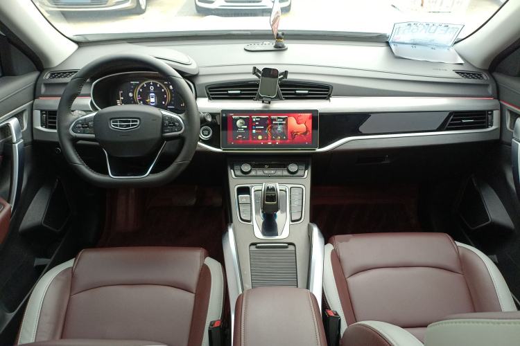 Used Geely Auto Emgrand X7 Sport 2022 1.8TD DCT Zhiya Trim
