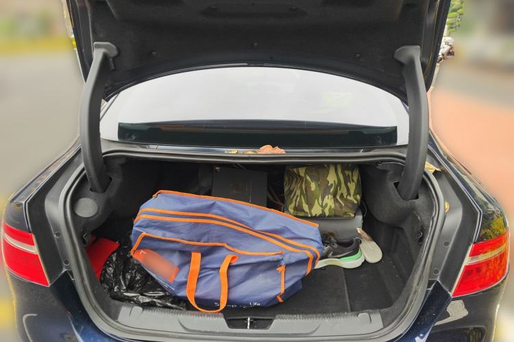 Used Jaguar XE 2017 2.0T 200 PS R-Sport