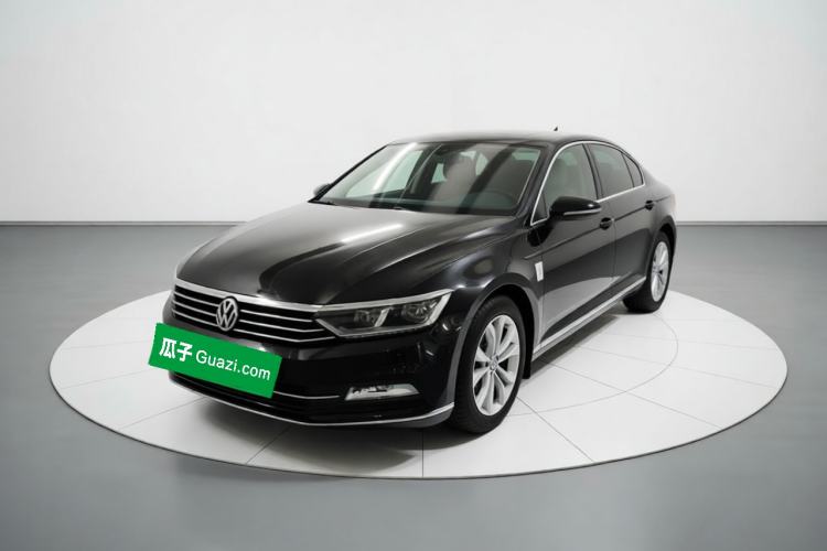 Used Volkswagen Magotan 2018 330TSI DSG Luxury Model Guazi used car, China used car export, Used car for sale, Used  cars, Cheapest cars for sale