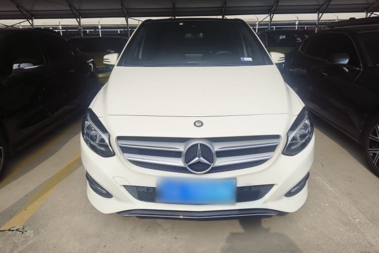 Used Mercedes-Benz B-Class 2015 B 200 Fashion Model Front
