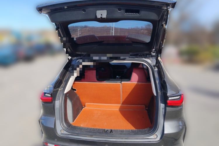 Used CHANGAN OSHAN X5 2021 1.5T DCT Flagship Edition Trunk