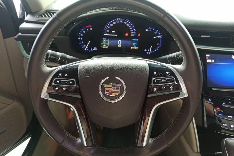 Used Cadillac XTS 2014 28T Comfort Version
