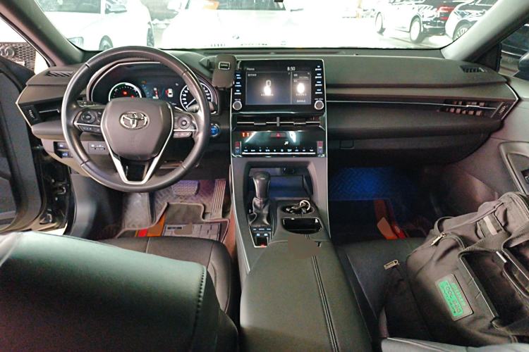 Used Toyota Avalon 2019 Dual-Engine 2.5L Luxury Edition China VI Standard
