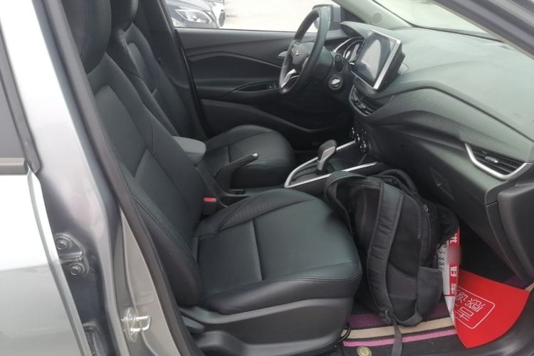 Used Chevrolet Cavalier 2020 325T Automatic Enjoyment Edition Right Front Seat