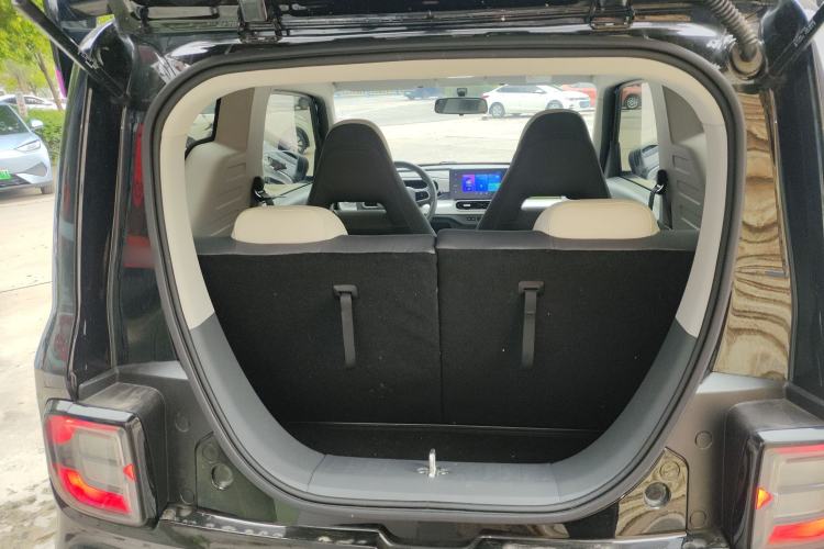 Used Geely Galaxy Panda 2025 210km Panda Kart Trunk