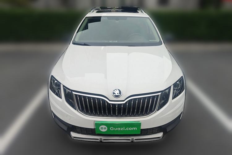 Used Skoda Octavia 2018 Station Wagon TSI230 DSG Luxury Edition
