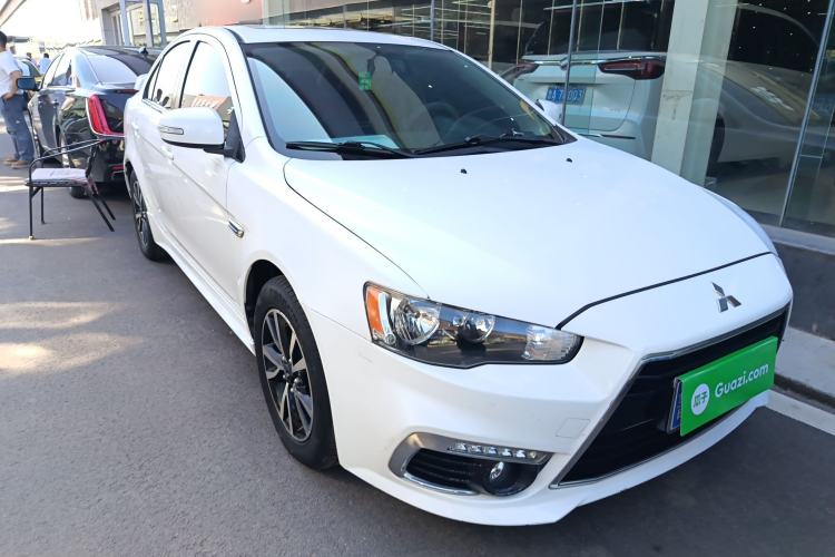 Used Mitsubishi Lancer EX 2015 1.8L Manual ZhiShang Edition China IV Front Right 45 Deg