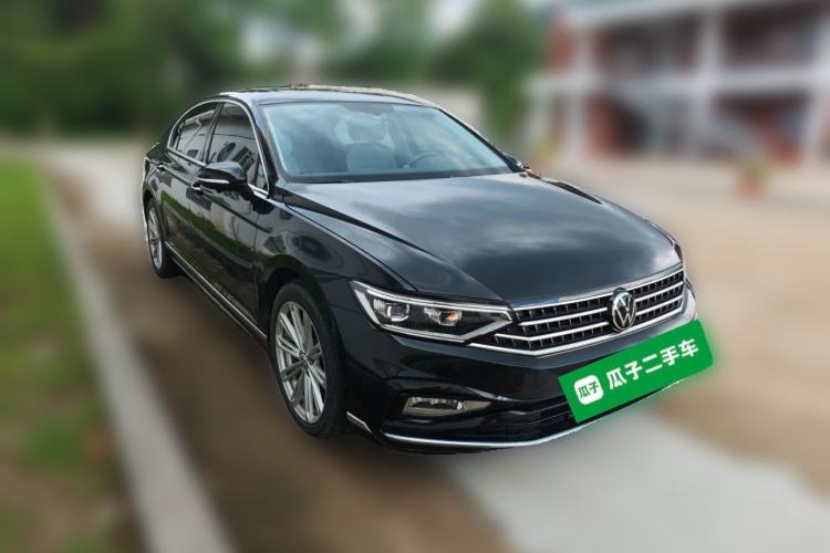 Used Volkswagen Magotan 2023 2 Million Units Limited Edition 330TSI DSG Leading Version