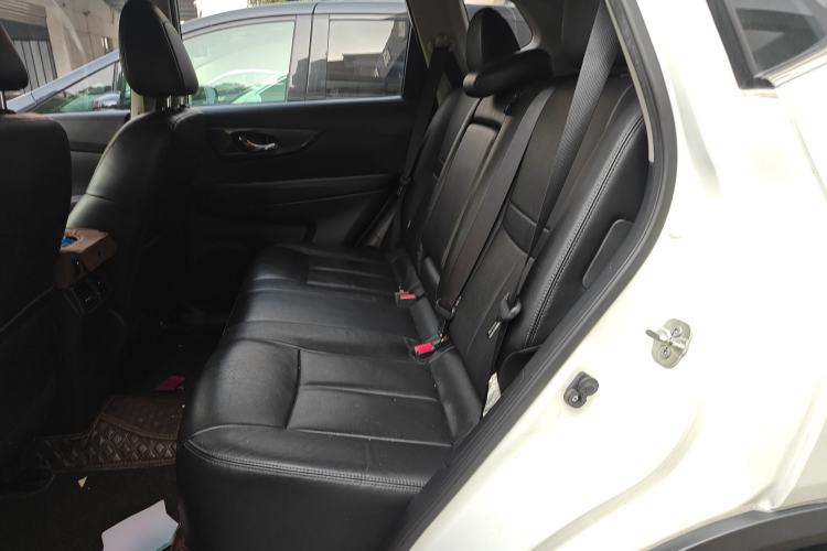 Used Nissan X-Trail 2017 2.0L CVT Comfort Edition 2WD Left Rear Seat