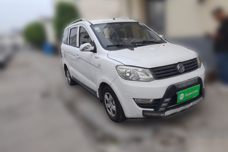 Used Dongfeng Fengon 330 2014 1.5L Manual Standard Edition DK15-02 Front Right 45 Deg