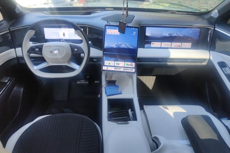 Used Geely Galaxy L7 2023 1.5T 115 km Starship