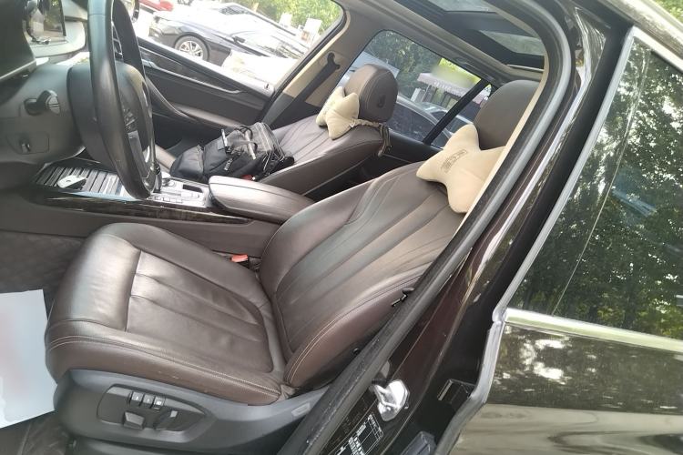 Used BMW X5 2017 xDrive28i Left Front Seat