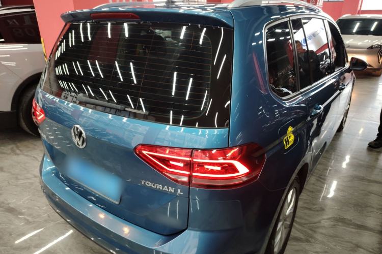 Used Volkswagen Touran 2018 Volkswagen Touran L 280TSI DSG Comfort Edition 7 Seats China VI Standard