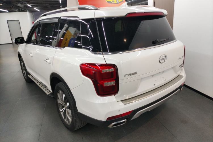 Used GAC Trumpchi GS8 2017 320T Two-Wheel Drive Luxury Smart Connectivity Version (7 Seats)