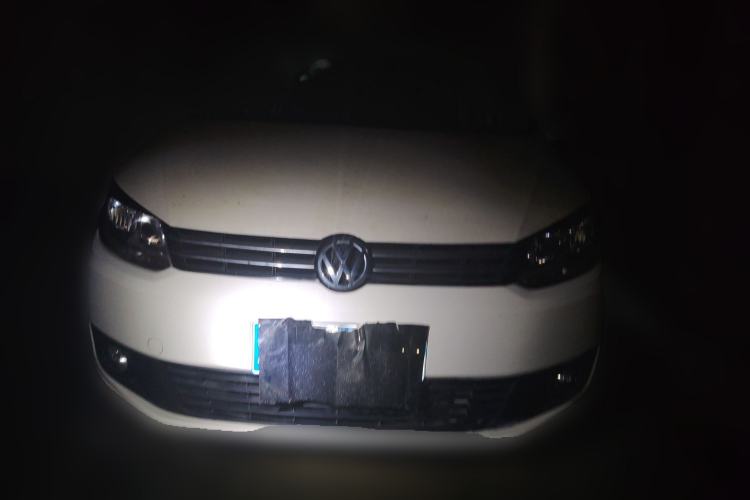 Used Volkswagen Touran 2018 Volkswagen Touran L 1.6L Manual Trend Edition Front