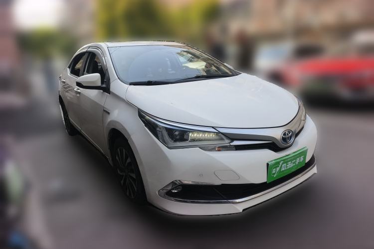 Used Toyota Corolla 2018 Dual-Engine 1.8L E-CVT Smart Edition

