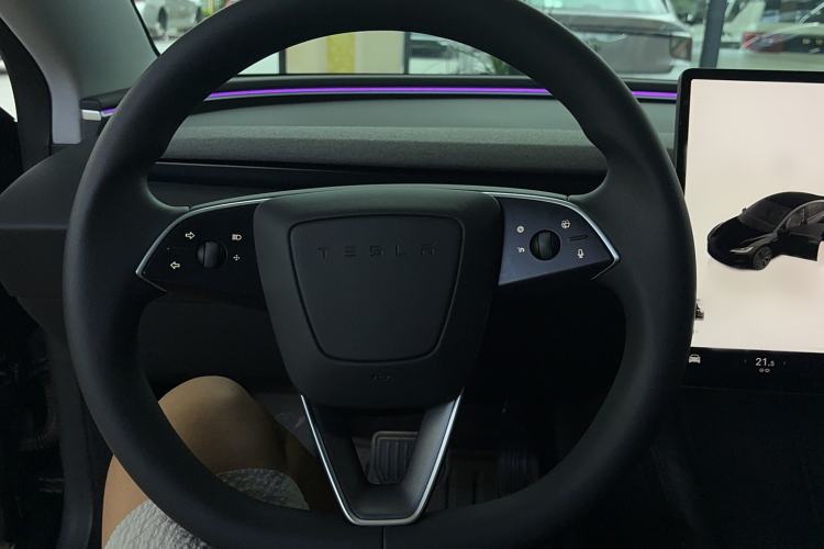 Used Tesla Model 3 2025 Rear-Wheel-Drive Version