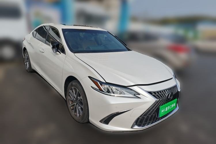 Used Lexus ES 2023 200 Excellence Edition