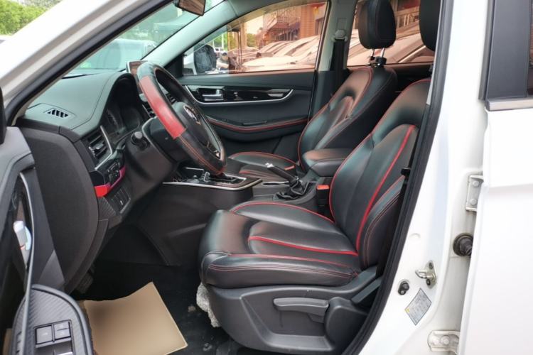 Used FORTHING Joyear X5 2017 Enjoy Series 1.6L CVT Luxury Model
