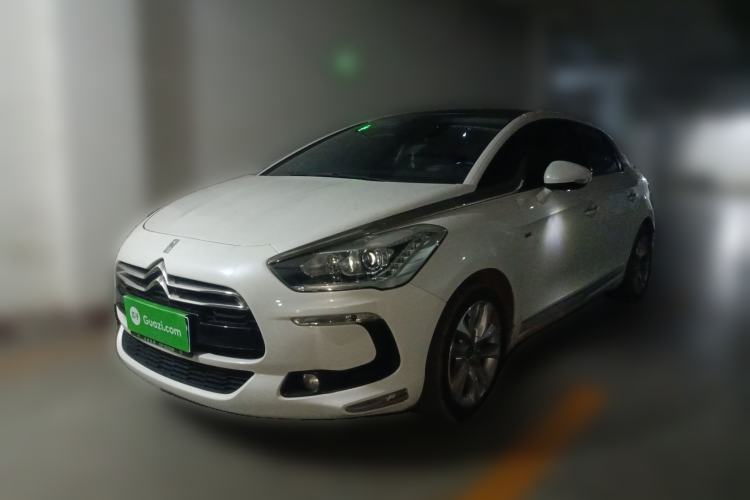 Used DS 5 2014 1.6T Luxury Edition THP160