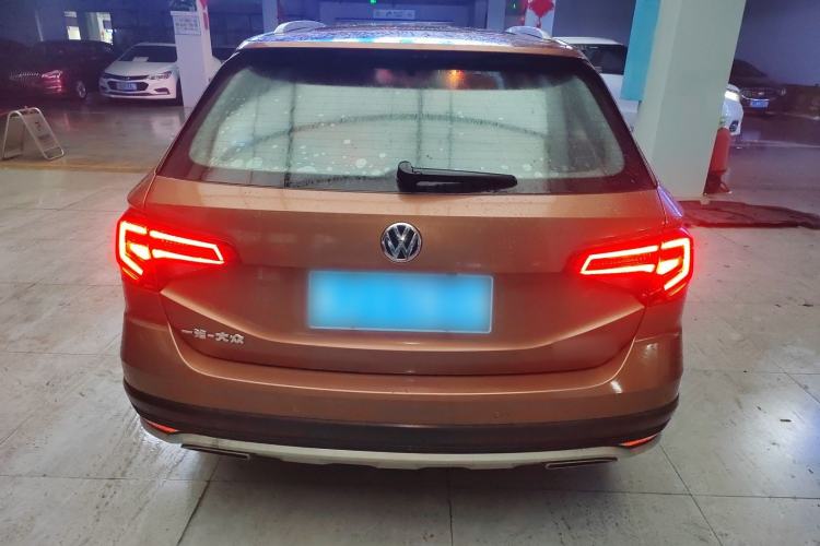 Used Volkswagen C-TREK 2017 1.6L Automatic Comfort Model
