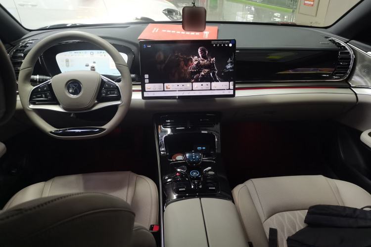 Used BYD Han 2025 DM-i 125KM Prestige Model
