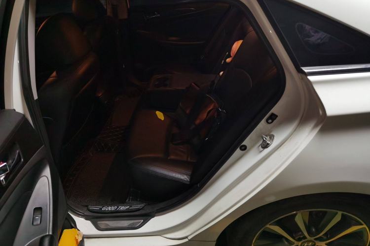 Used Hyundai Sonata 2013 2.0L Automatic Luxury Edition
