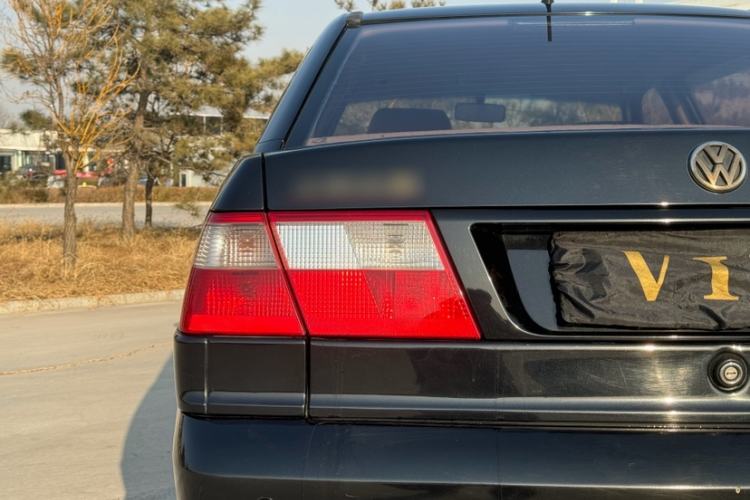 Used Volkswagen Santana Vista 2008 1.8L Manual Sishang Model