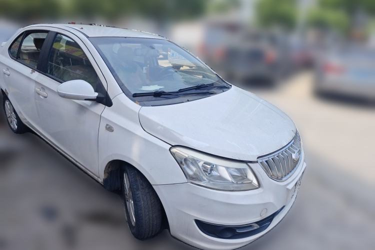 Used Chery E3 2013 1.5L Manual Fashion Model Front Right 45 Deg