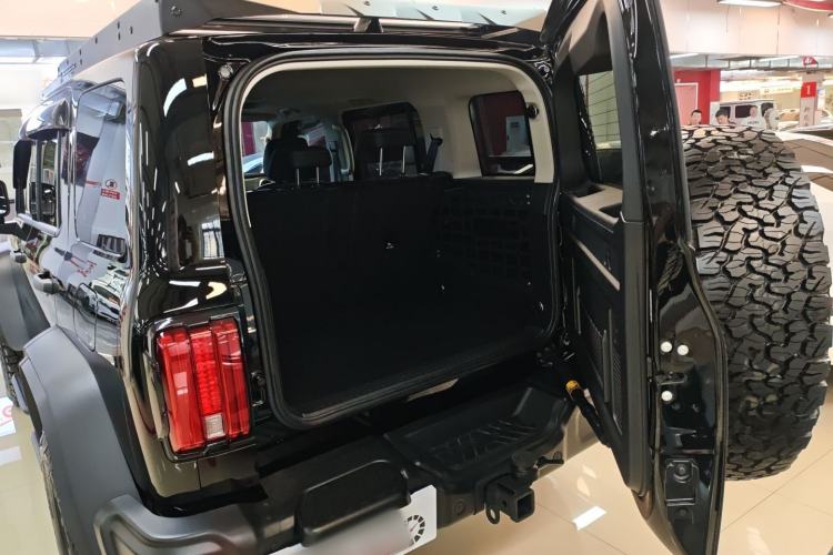 Used Tank 300 2023 2.0T Iron Rider 02