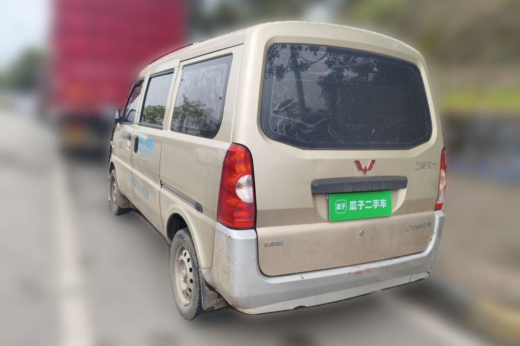 Used Wuling Rongguang 2014 1.2L S Base Model
