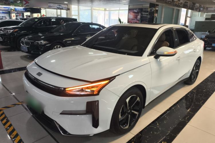 Used Geely Galaxy L6 2023 60km PLUS