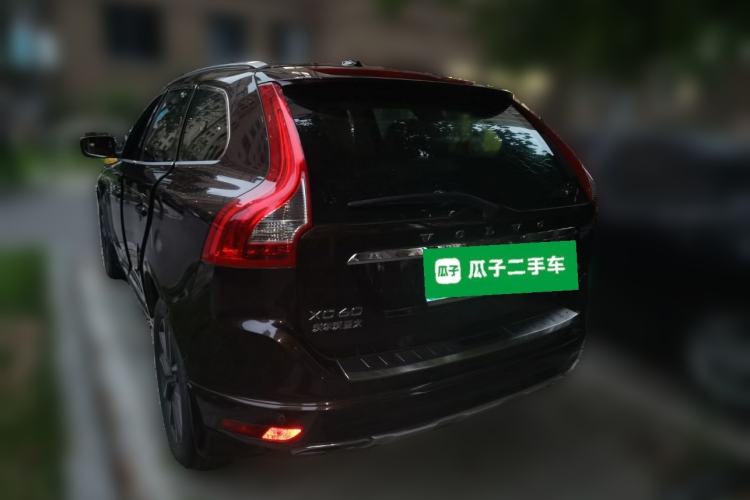 Used Volvo XC60 2017 T5 AWD Smart Upgrade Edition Rear Left 45 Deg
