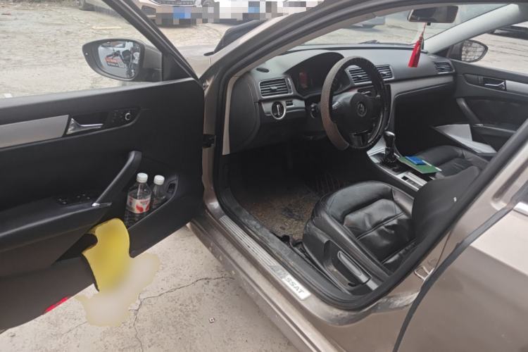 Used Volkswagen Passat 2013 1.8TSI DSG Prestige Edition Driver Seat