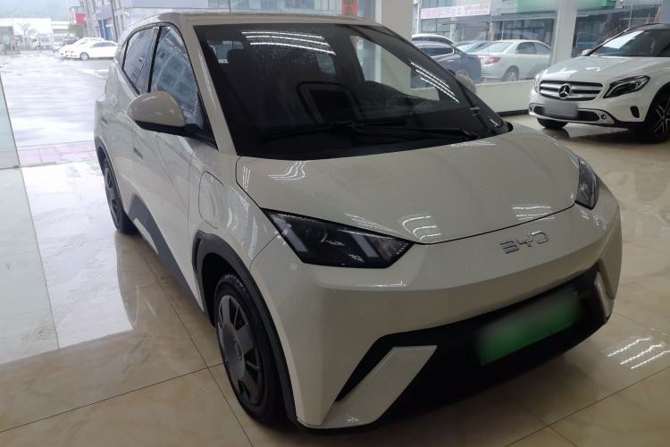 Used BYD Seagull 2025 305km Active Version Front Right 45 Deg