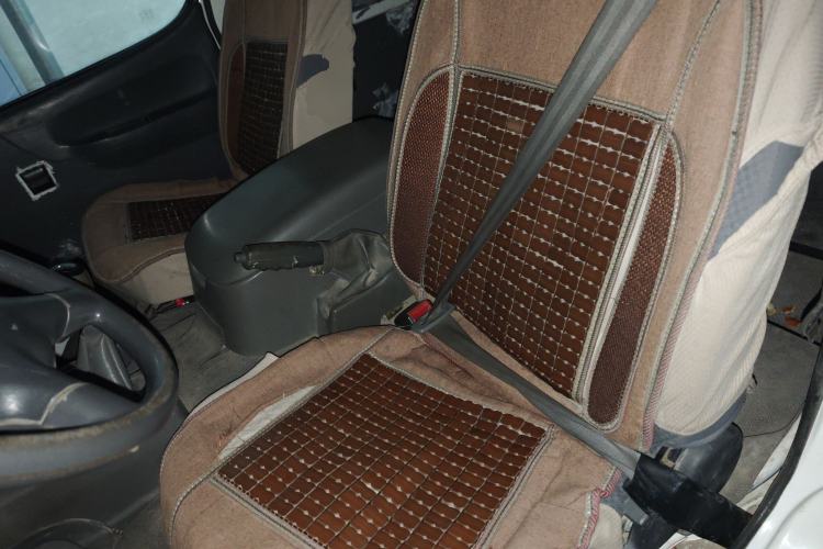 Used Jinbei Hiace 2014 2.0L 5th Generation Kuaiyunwang Business Version 4G20B
