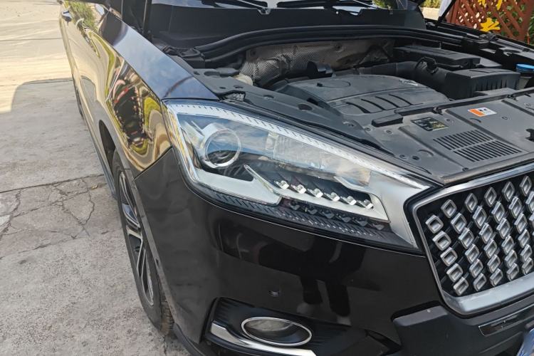 Used BORGWARD BX7 2016 28T Two-Wheel Drive Luxury Version 5 Seats